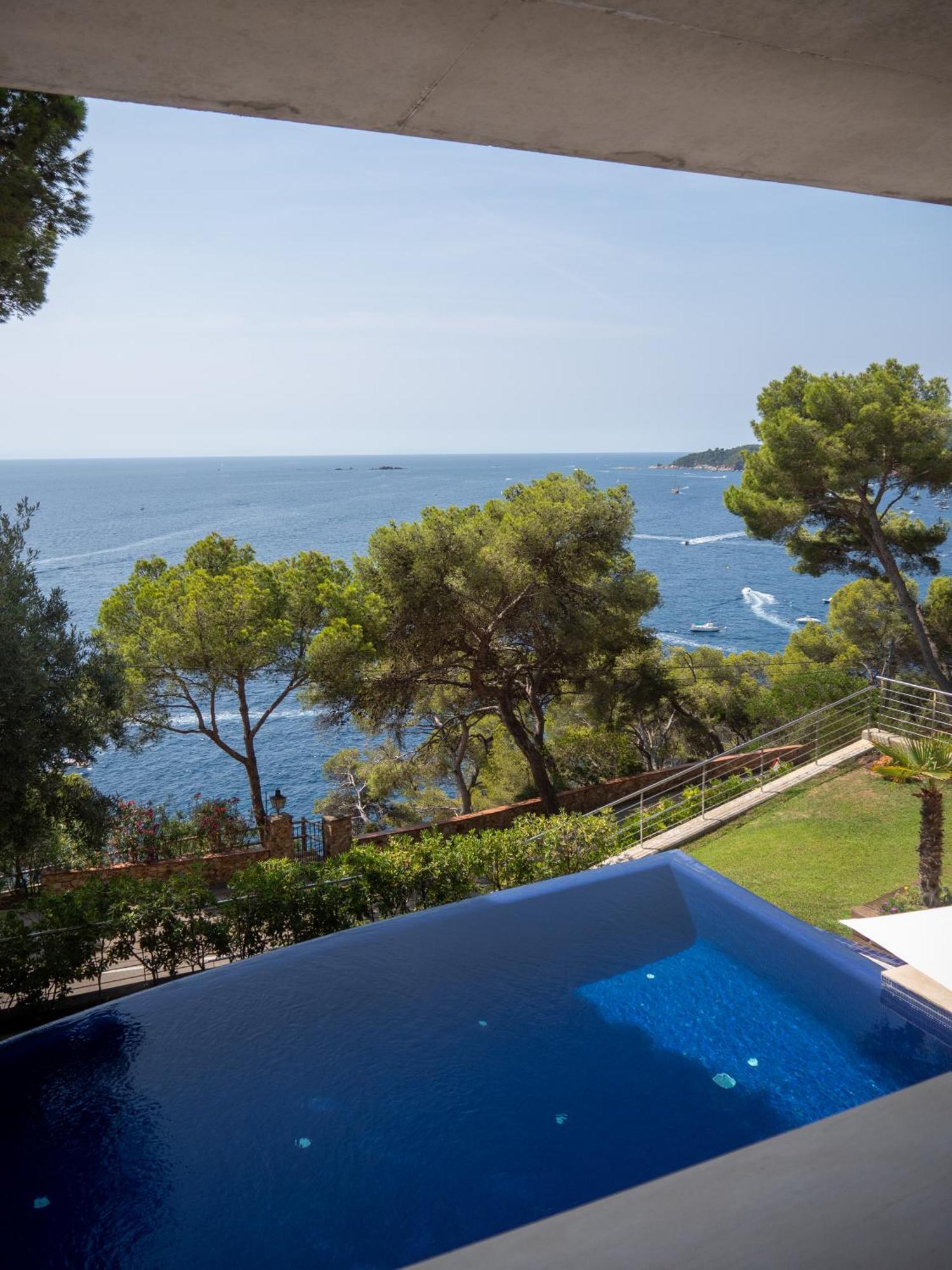 Blueview Villa Llafranc Extérieur photo